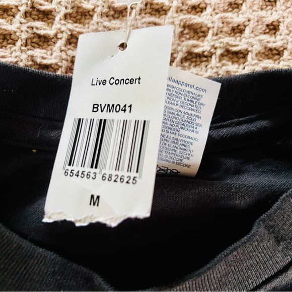 NWT 2011 MTV Sz M Beavis and Butthead Black Graphic Tee with Cartoon Print - Picture 5 of 7